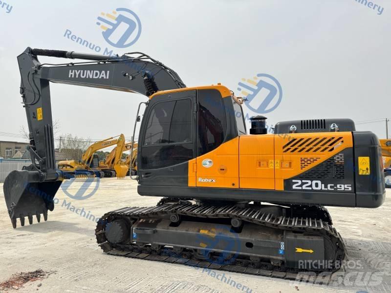 Hyundai R220LC-9S Excavatoare pe șenile
