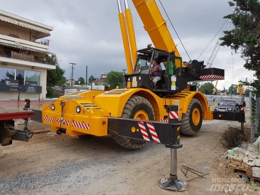 Grove RT 740 Macara teren accidentat