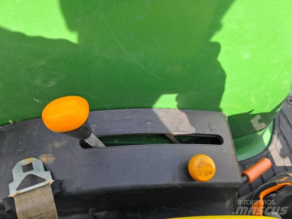 John Deere 4520 Tractoare