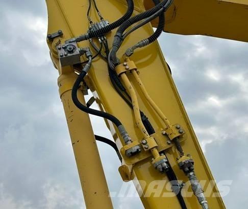Komatsu PW 160-7E0 Excavatoare cu roti