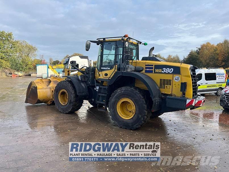 Komatsu WA 380-8 Incarcator pe pneuri