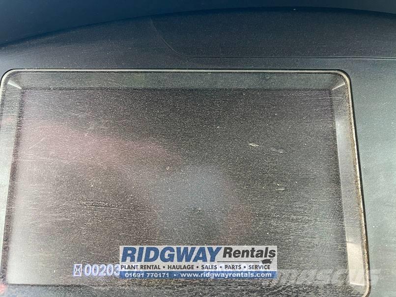 Komatsu WA 380-8 Incarcator pe pneuri