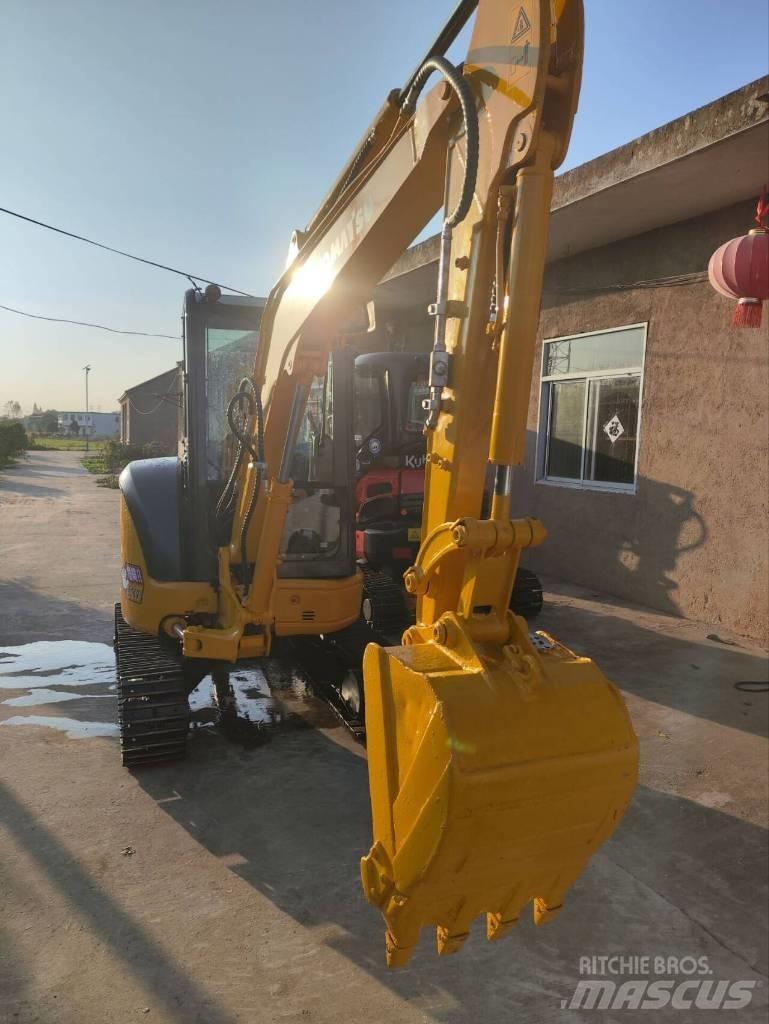 Komatsu PC 35 MR Mini excavatoare < 7t