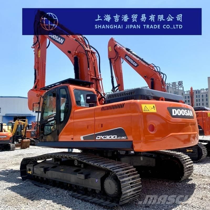 Doosan DX 300 Excavatoare pe șenile
