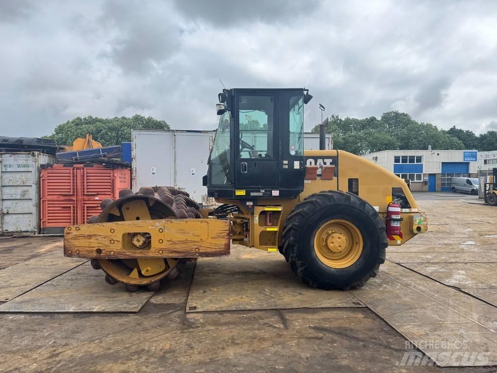 CAT CP 533 E Compactoare monocilindrice
