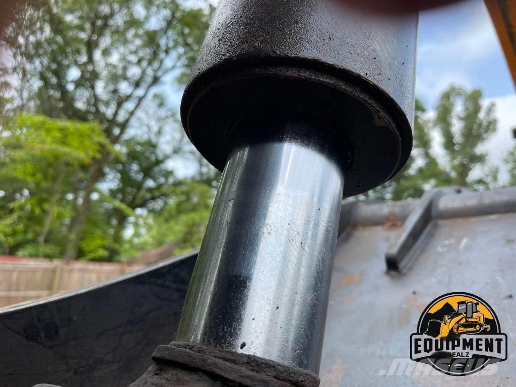 CASE CX 210 B Excavatoare pe șenile
