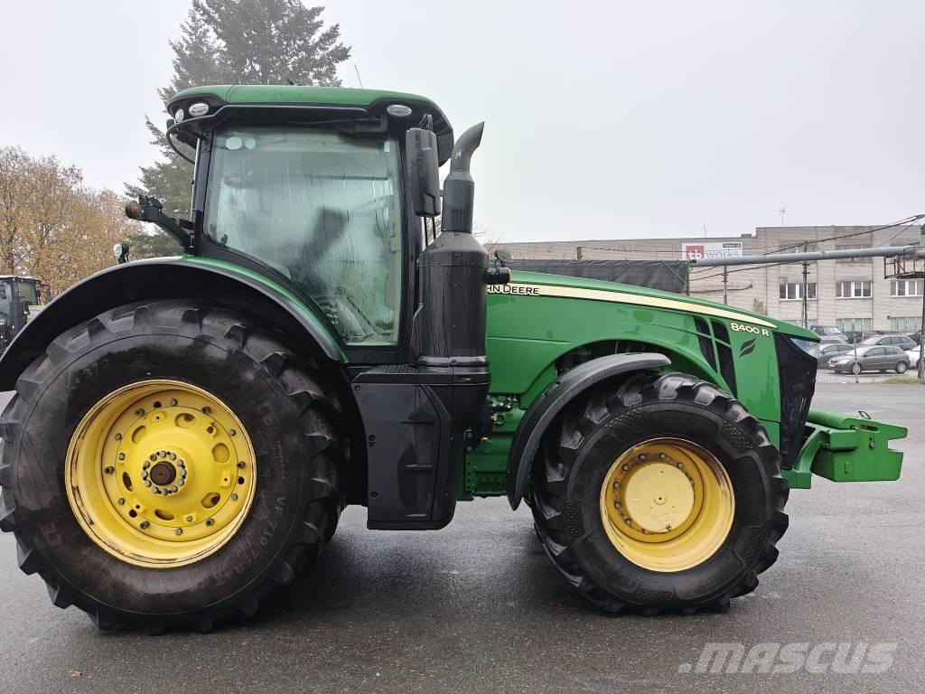 John Deere 8400R Tractoare