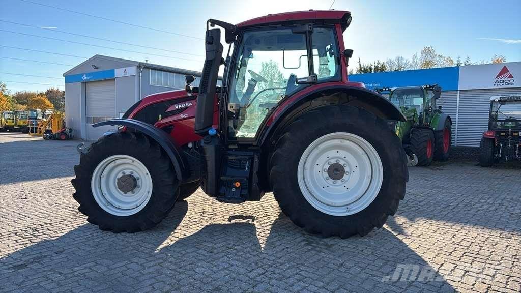 Valtra N134 0 Tractoare
