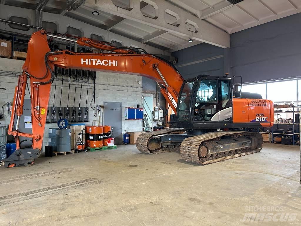 Hitachi ZX 210 LC-6 Excavatoare pe șenile
