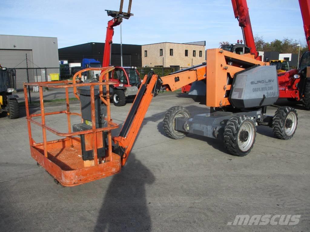 JLG 340 AJ (511) Nacele compacte autopropulsante