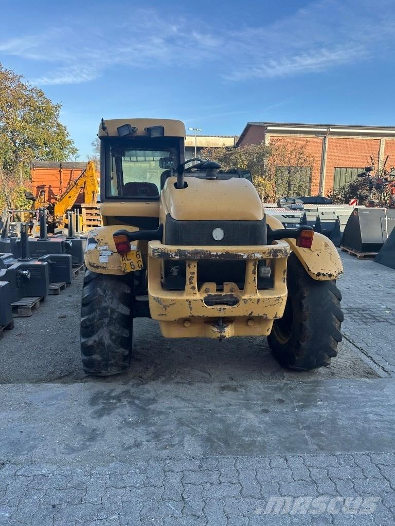 New Holland LM 640 Manipulatoare agricole