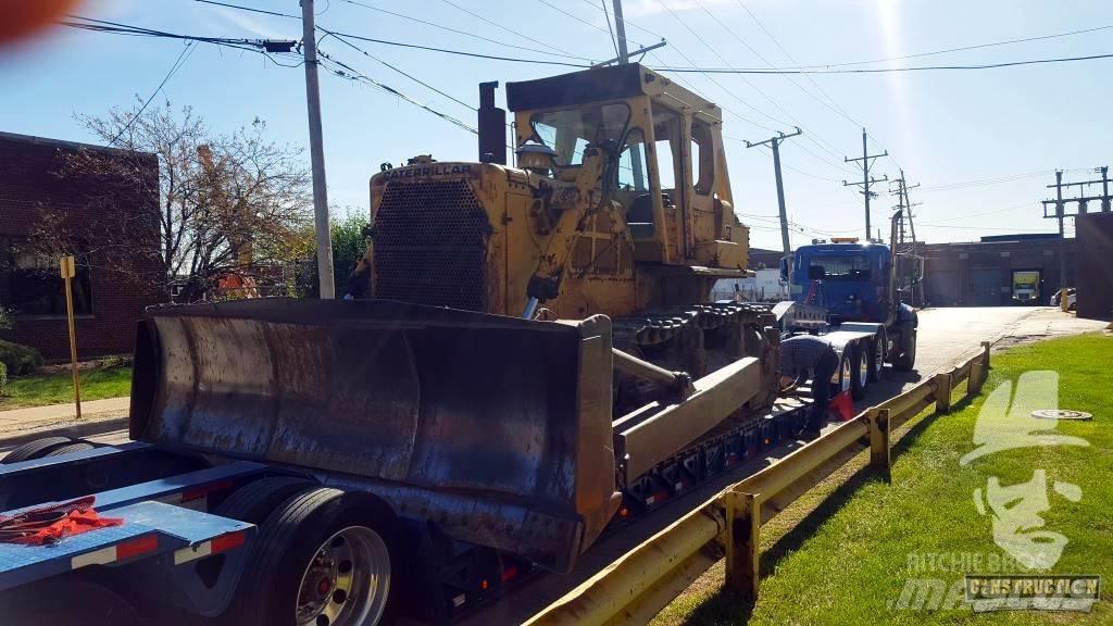 CAT D 8 K Buldozere pe senile