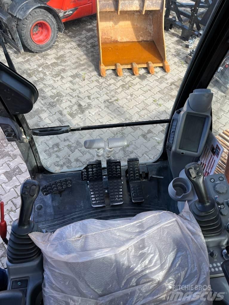 Hitachi ZX 210 LC-6 Excavatoare pe șenile
