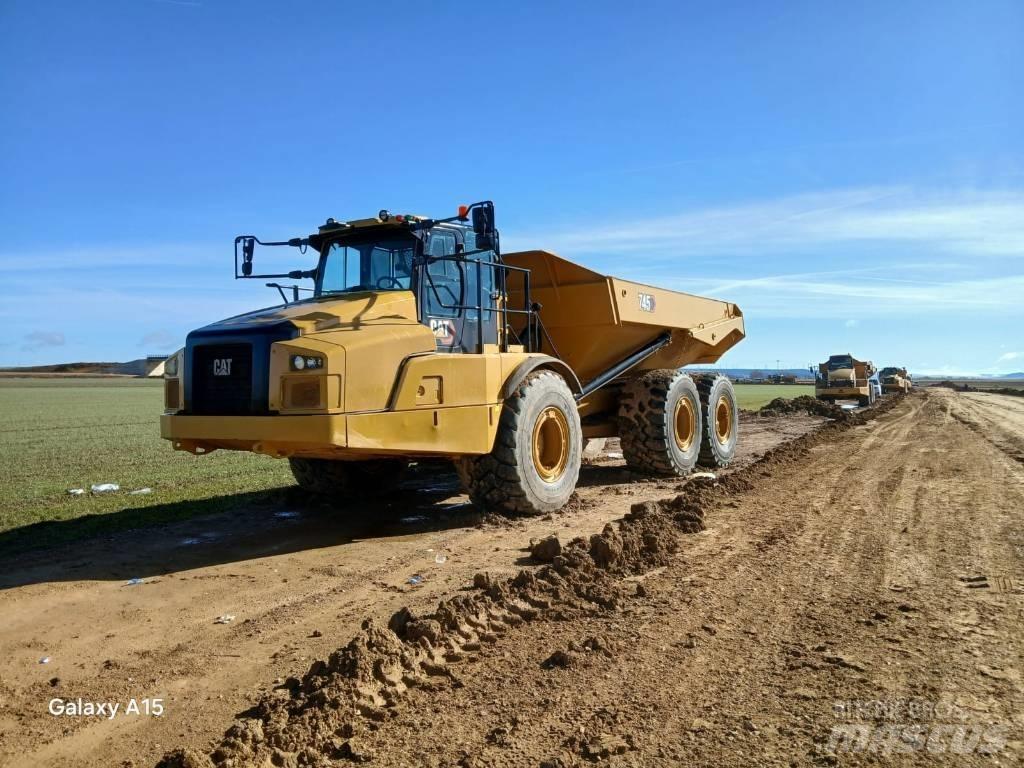 CAT 745 Transportoare articulate
