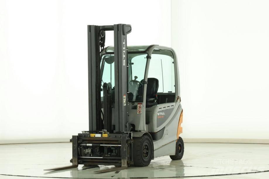 Still RX 60-25 Stivuitor electric