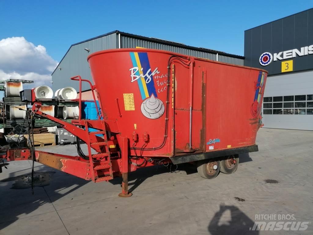 Peecon 24m³ Mixere furaje