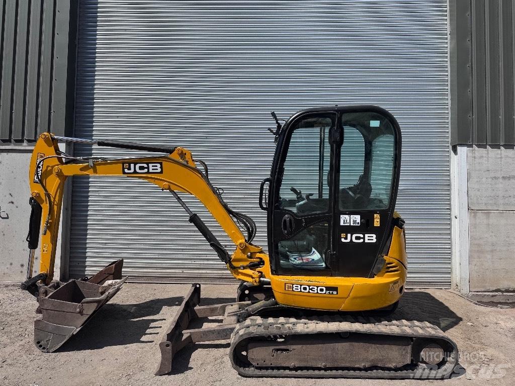 JCB 8030 ZTS Mini excavatoare < 7t