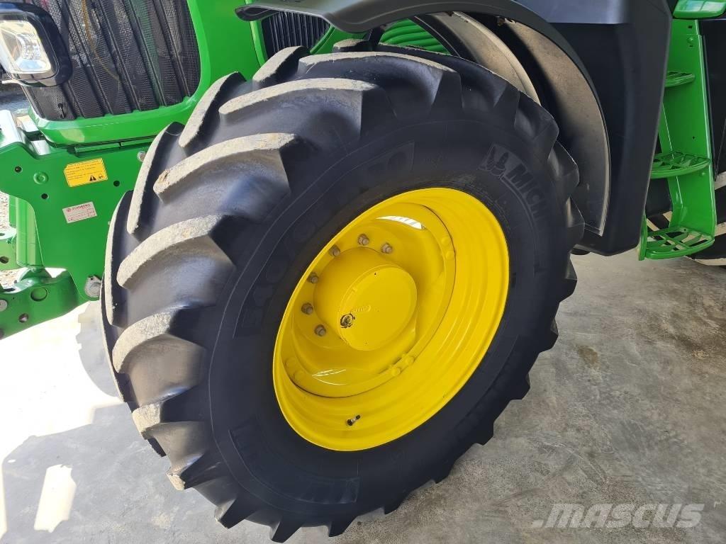 John Deere 7430 AP Tractoare