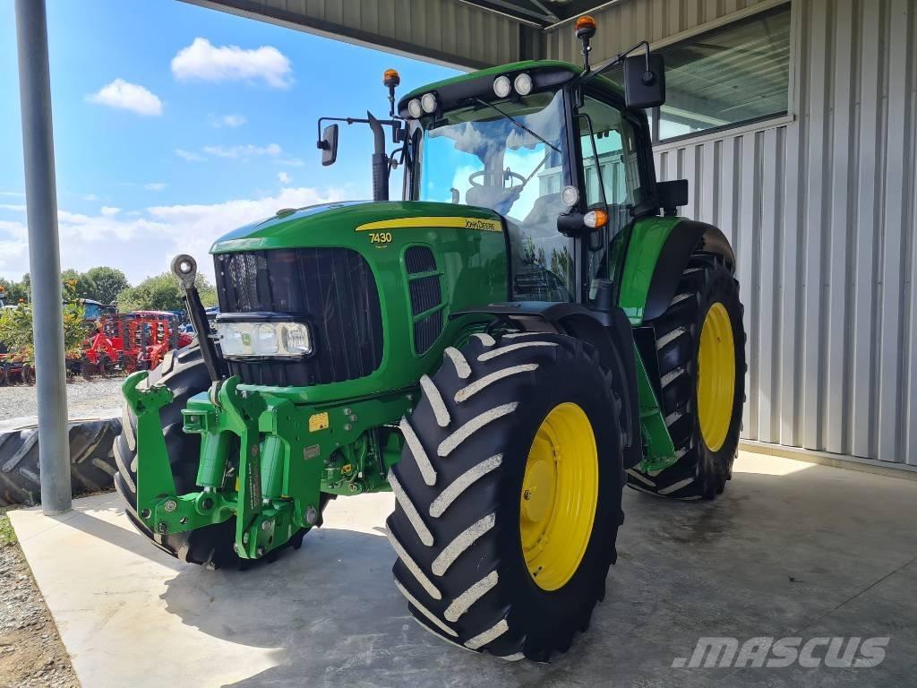 John Deere 7430 AP Tractoare