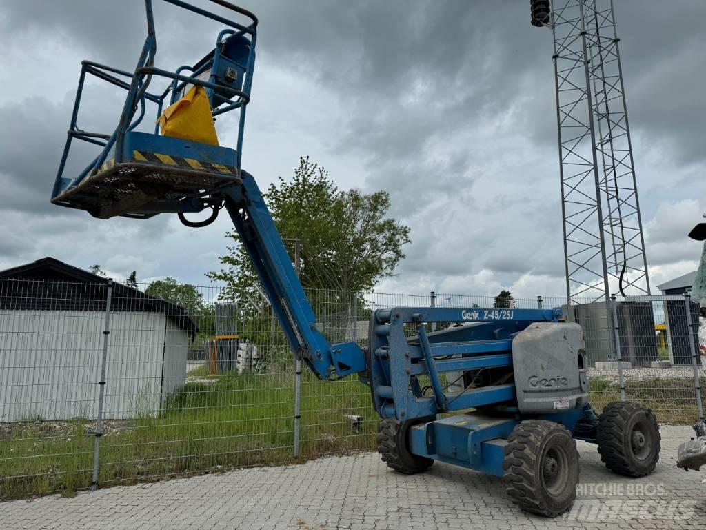 Genie Z 45/25 Nacele cu brat articulat