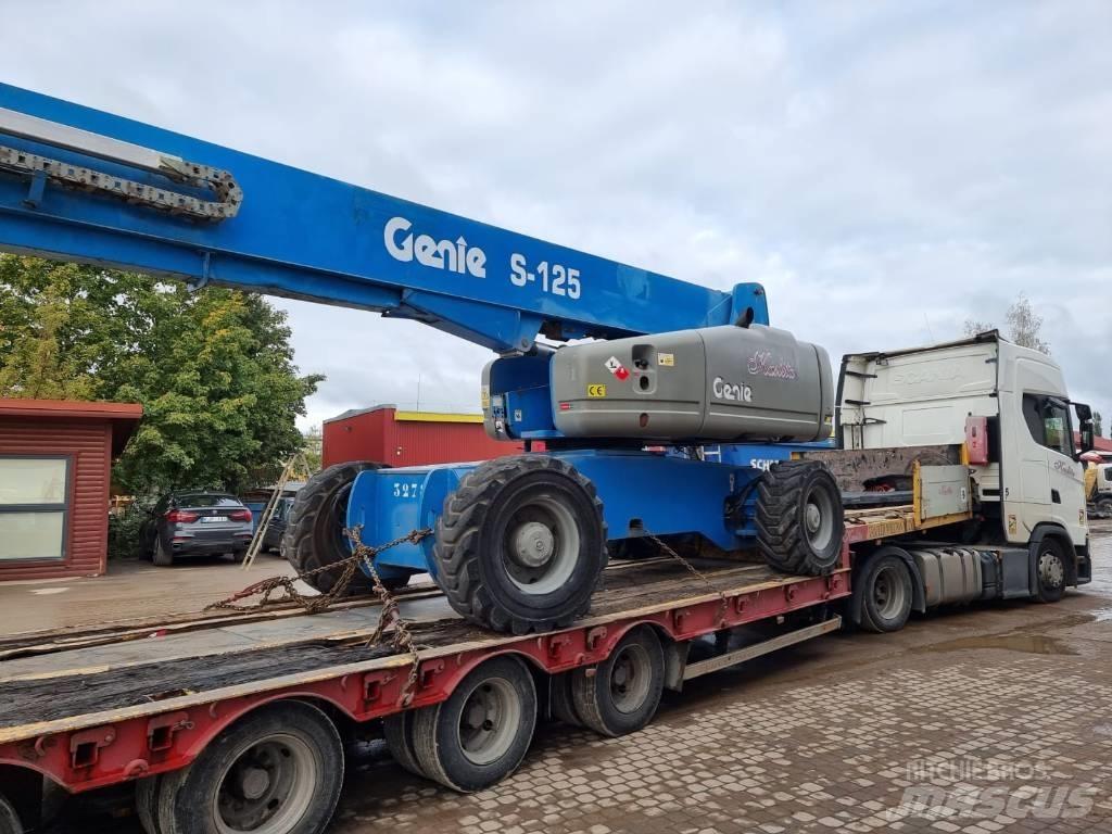Genie S 125 Nacele cu brat articulat