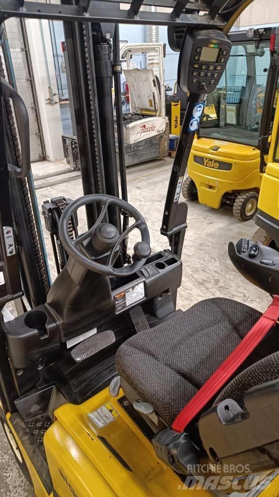 Yale ERP15VT Stivuitor electric