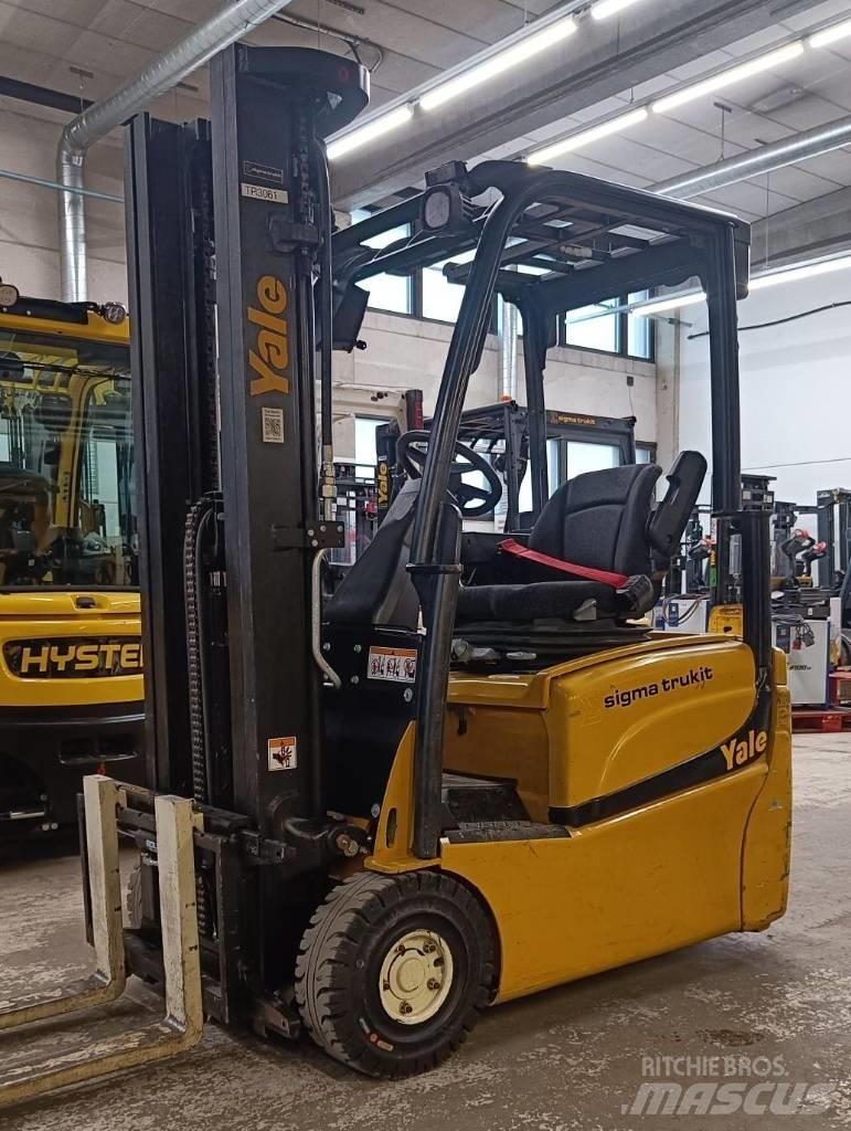 Yale ERP15VT Stivuitor electric