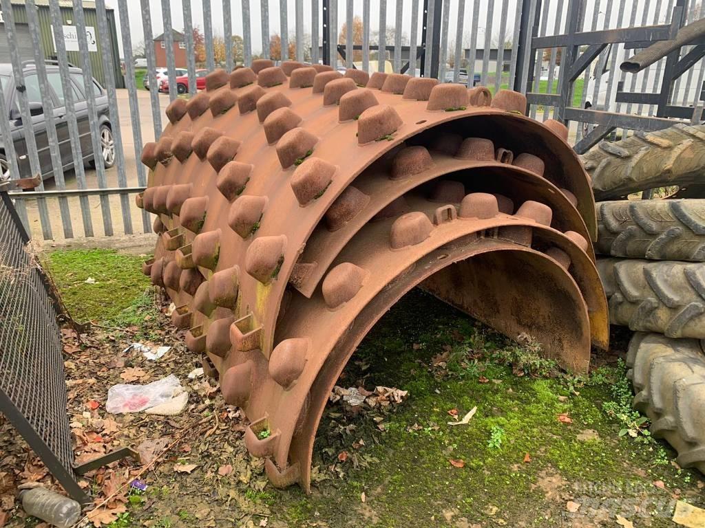 CAT CS 66 B Compactoare monocilindrice