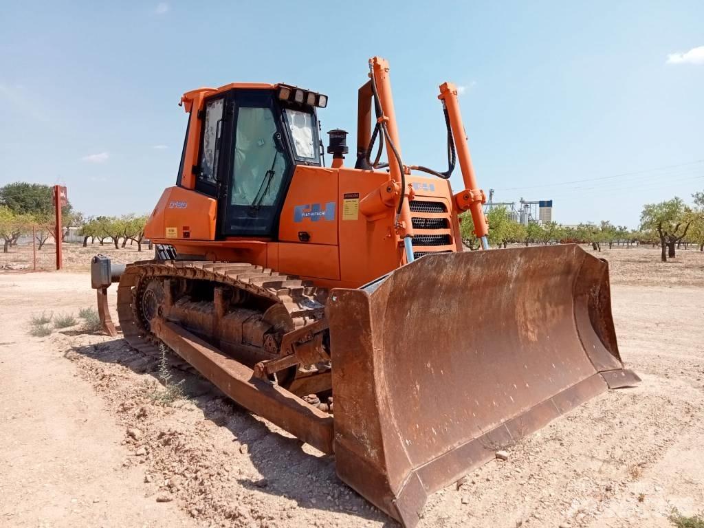 Fiat-Hitachi D 180 Buldozere pe senile