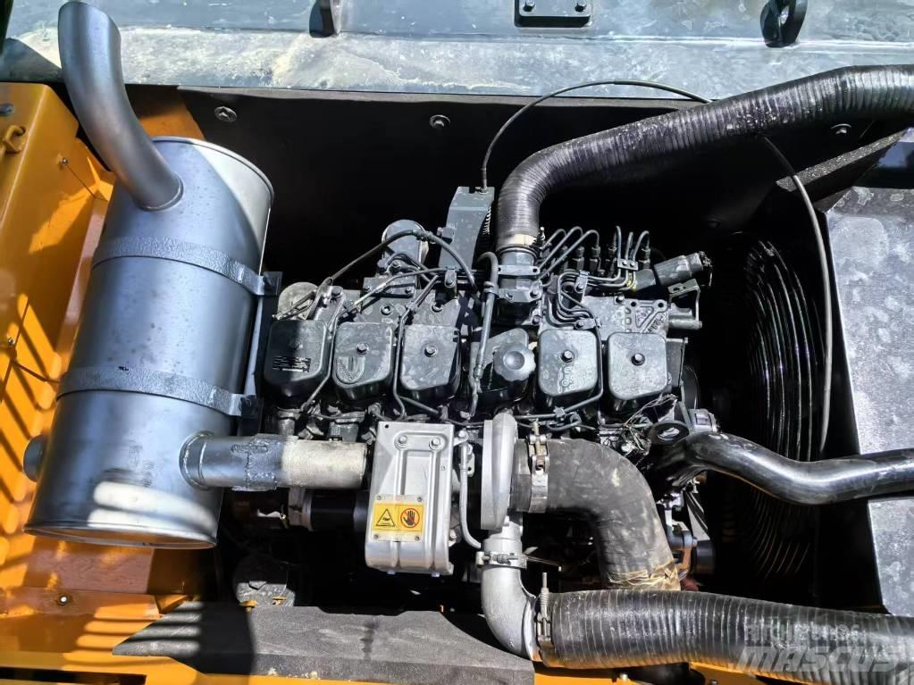 Hyundai R220LC-9S Excavatoare pe șenile
