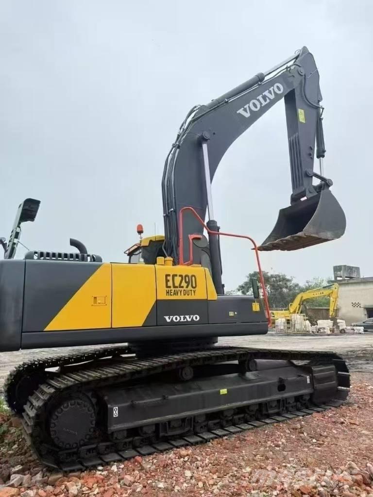 Volvo 290 Excavatoare pe șenile
