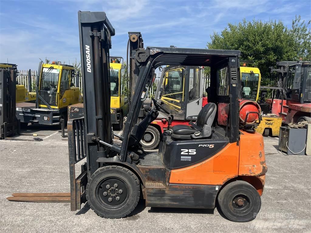 Doosan G25E-5 Stivuitor GPL
