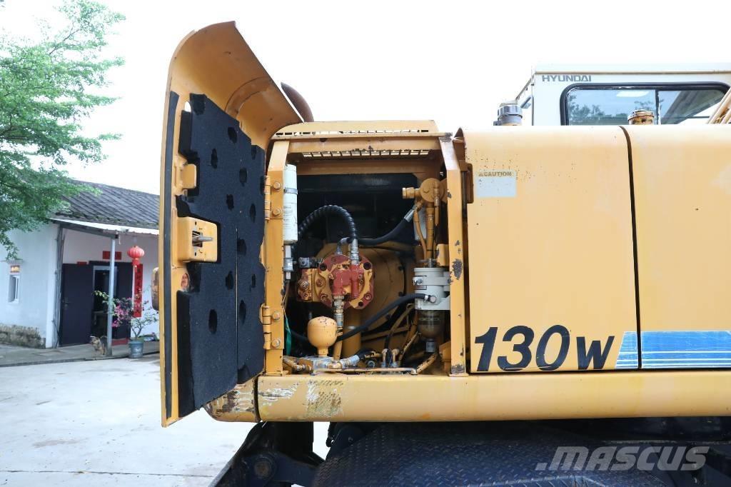 Hyundai Robex 130 W Excavatoare cu roti