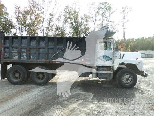 Mack DM600 Utilaje construcții - Altele