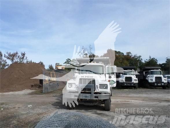 Mack DM600 Utilaje construcții - Altele