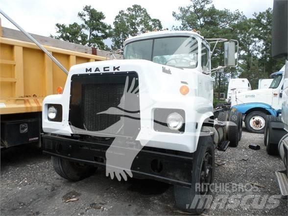 Mack R Utilaje construcții - Altele