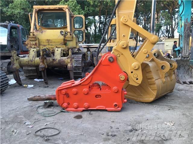 CAT 325 C Excavatoare pe șenile

