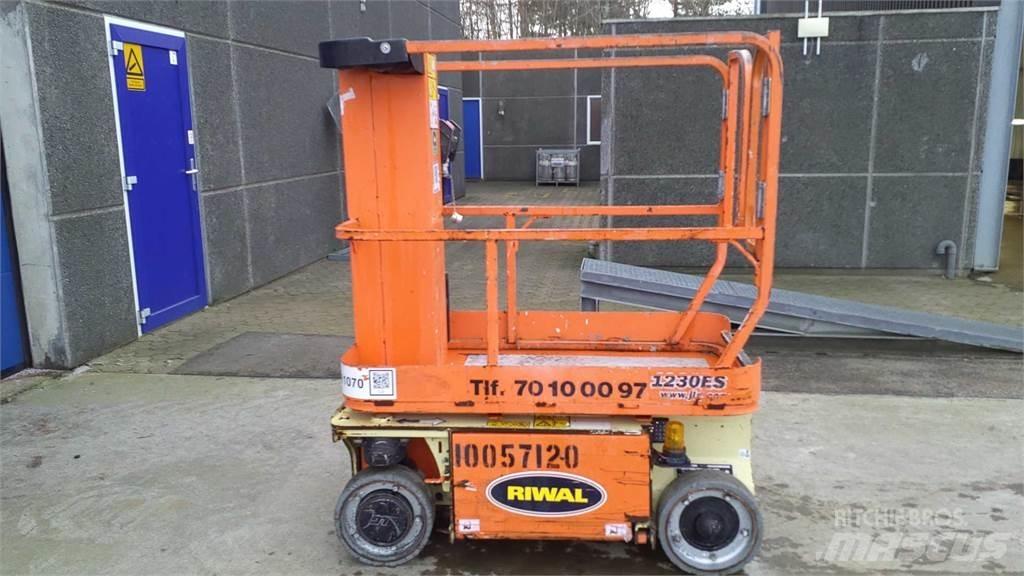 JLG 1230ES Alte ascensoare si platforme