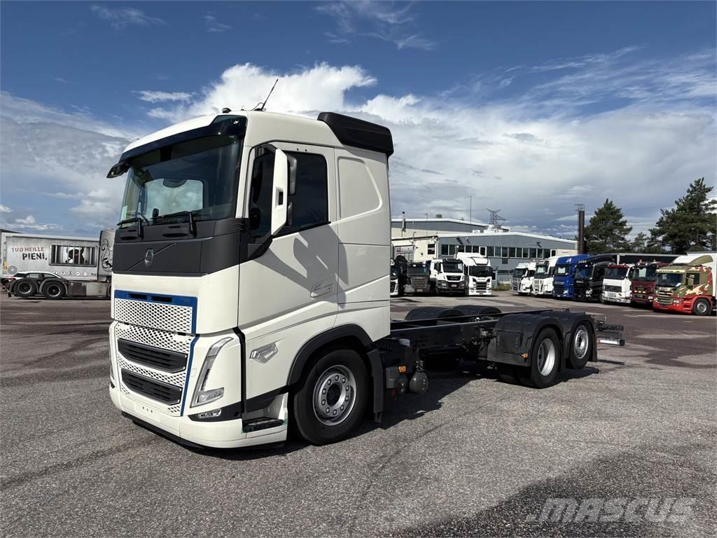 Volvo FH460 6x2 Camion cabina sasiu