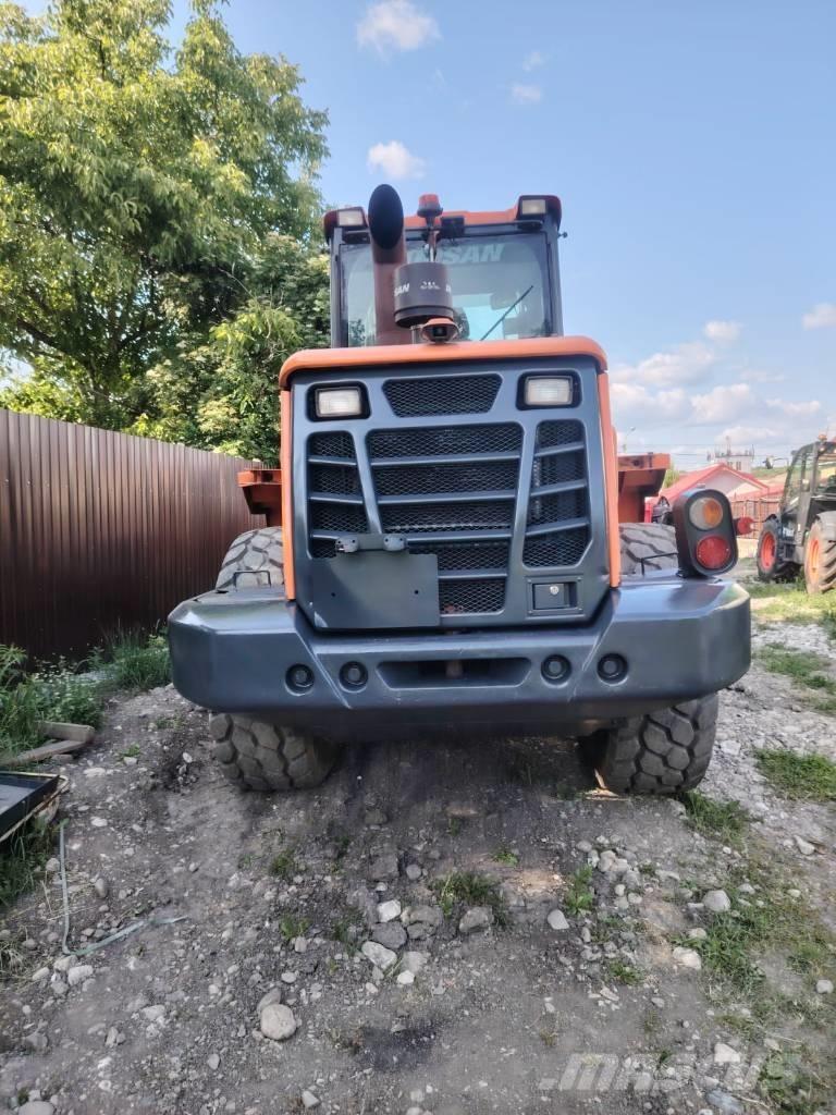 Doosan DL 250 Incarcator pe pneuri