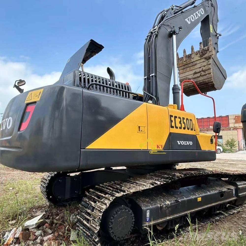 Volvo 350 Excavatoare pe șenile
