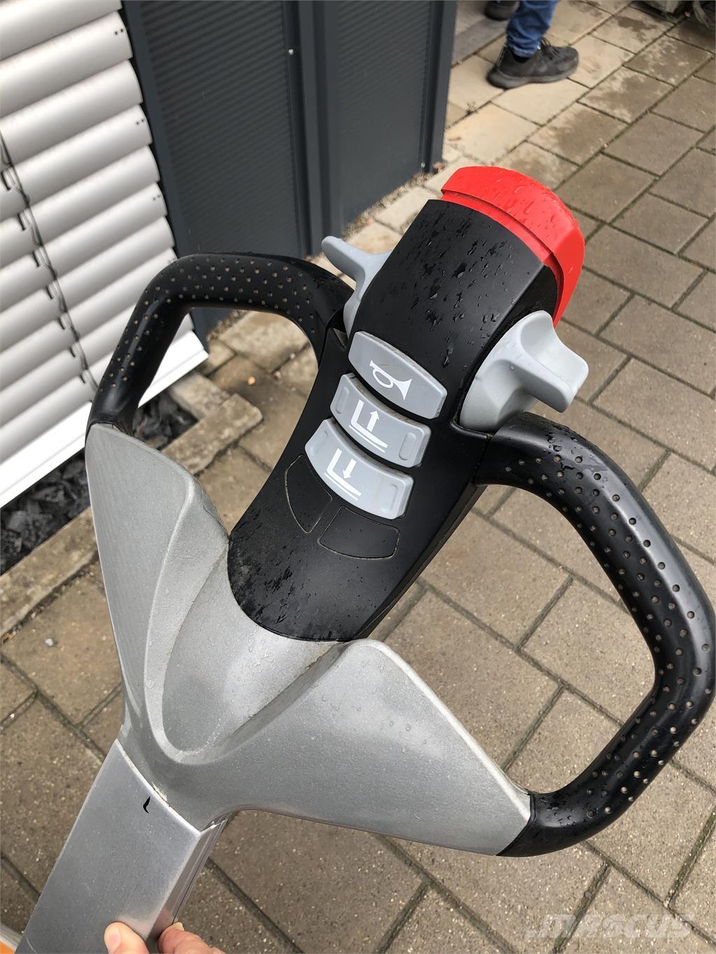 Still EXU16 Transpaleta manuala