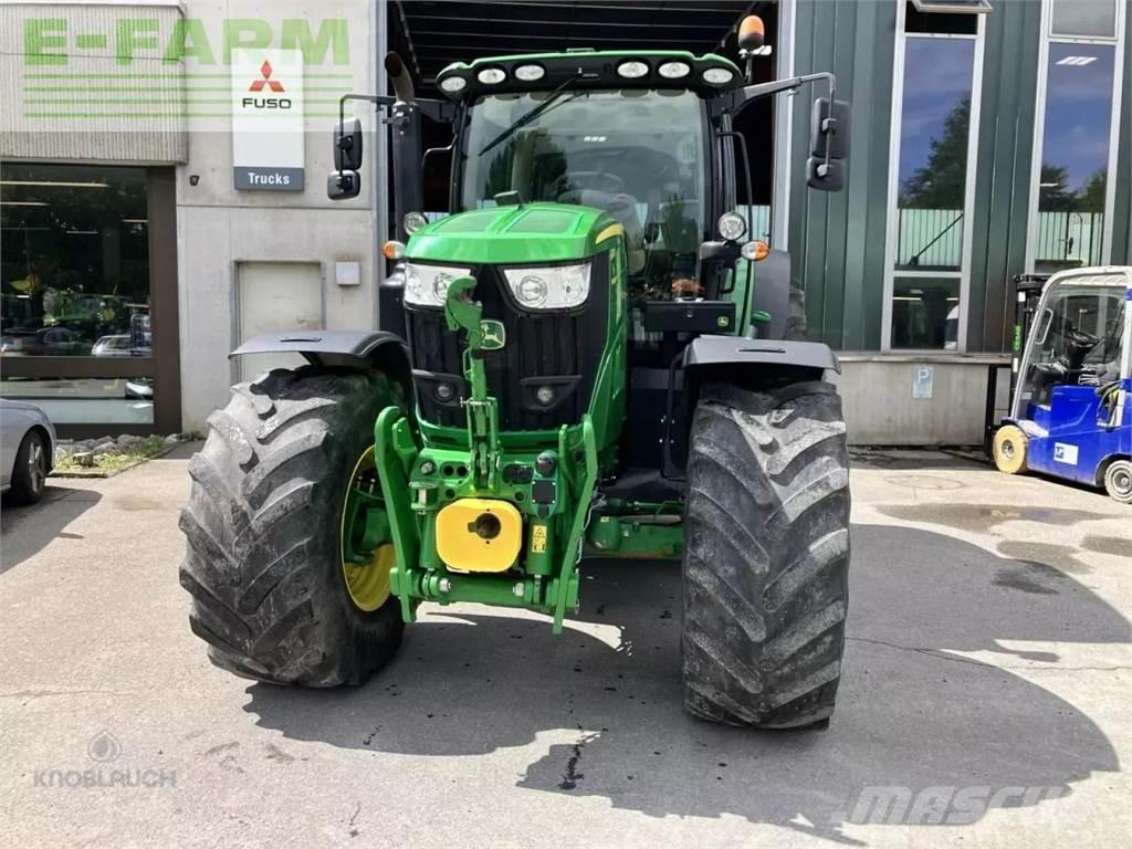 John Deere 6215r Tractoare