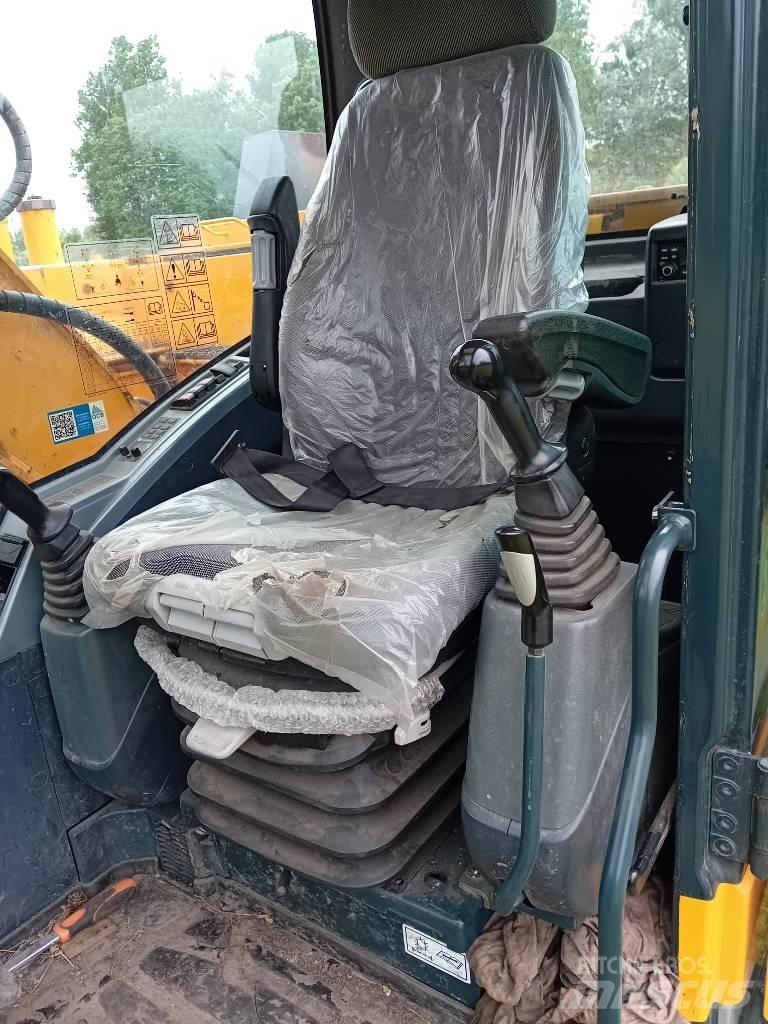 Hyundai R145LCR-9A Excavatoare pe șenile
