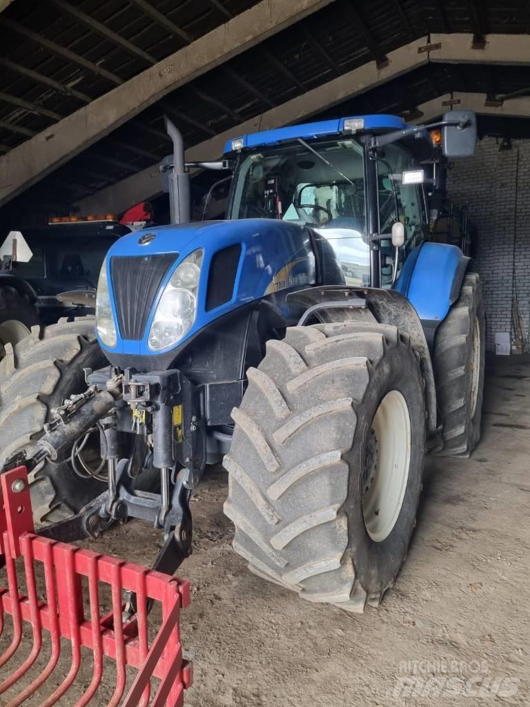 New Holland T 7060 Tractoare