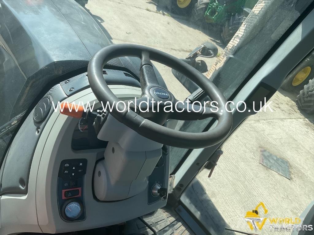 Valtra T 234 Tractoare