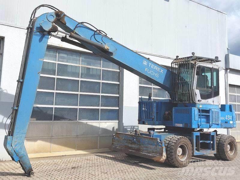 Fuchs MHL 434 Paleta de manipulare