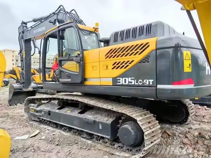 Hyundai 305 LC-9T Excavatoare pe șenile
