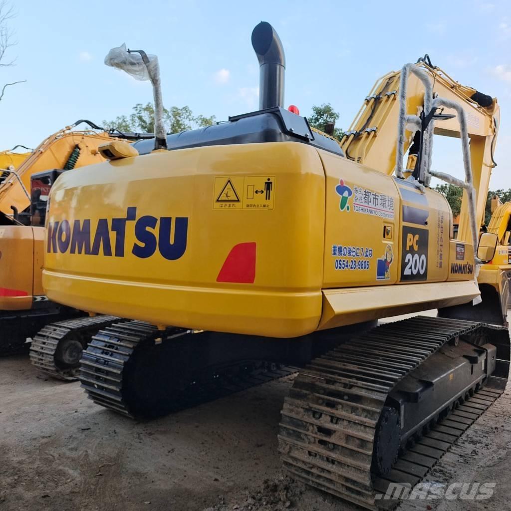 Komatsu PC 200-8 Excavatoare pe șenile
