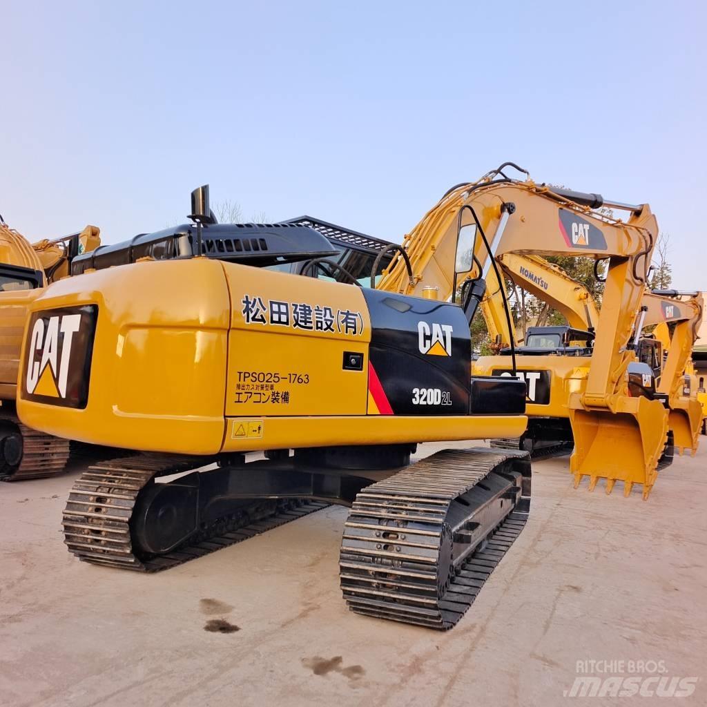 CAT 320DL Excavatoare pe șenile
